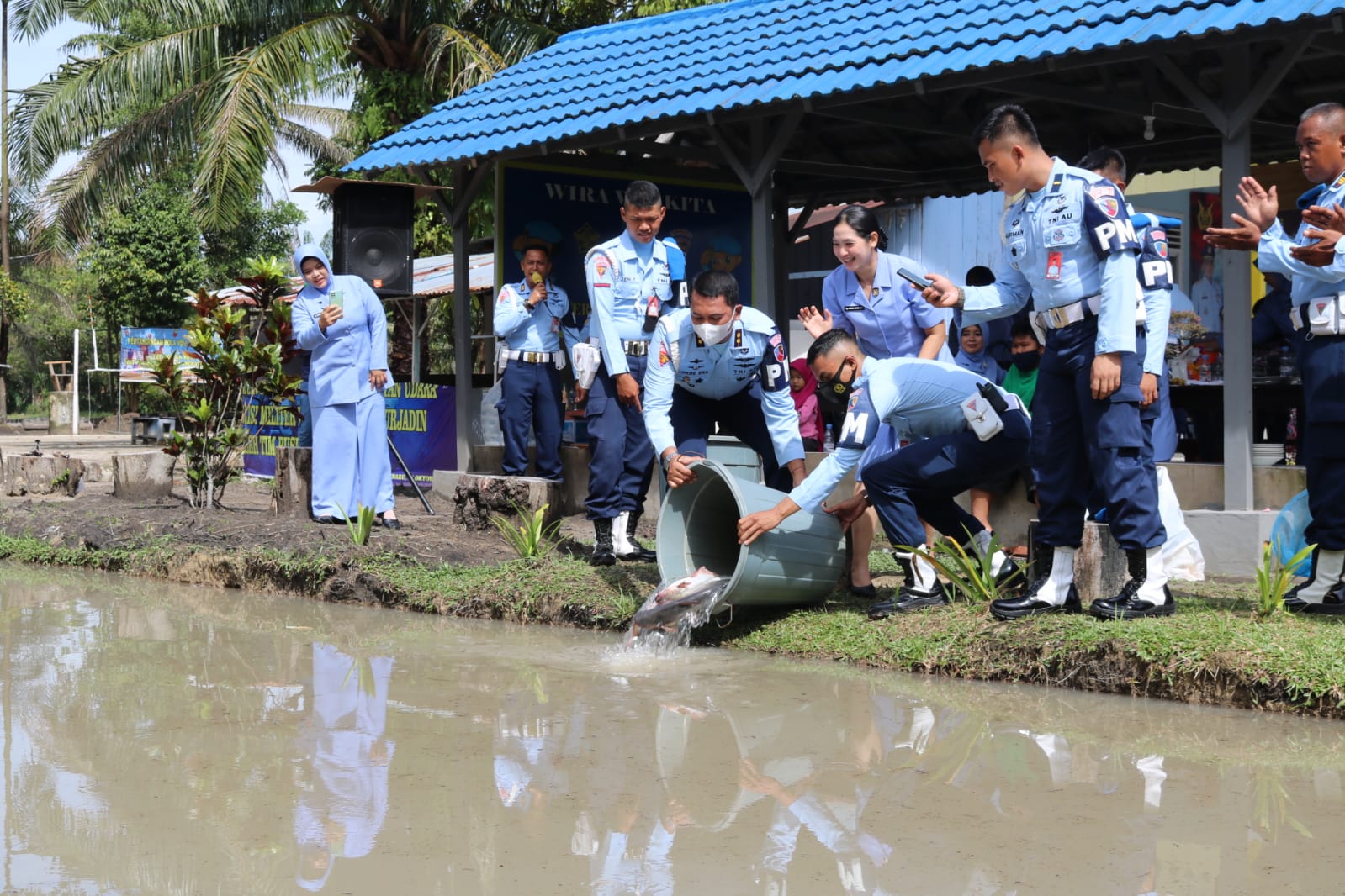 Bersempena HUT Ke-75 Pomau, Dansatpom Lanud Rsn, Resmikan Kolam Pancing Jaguar