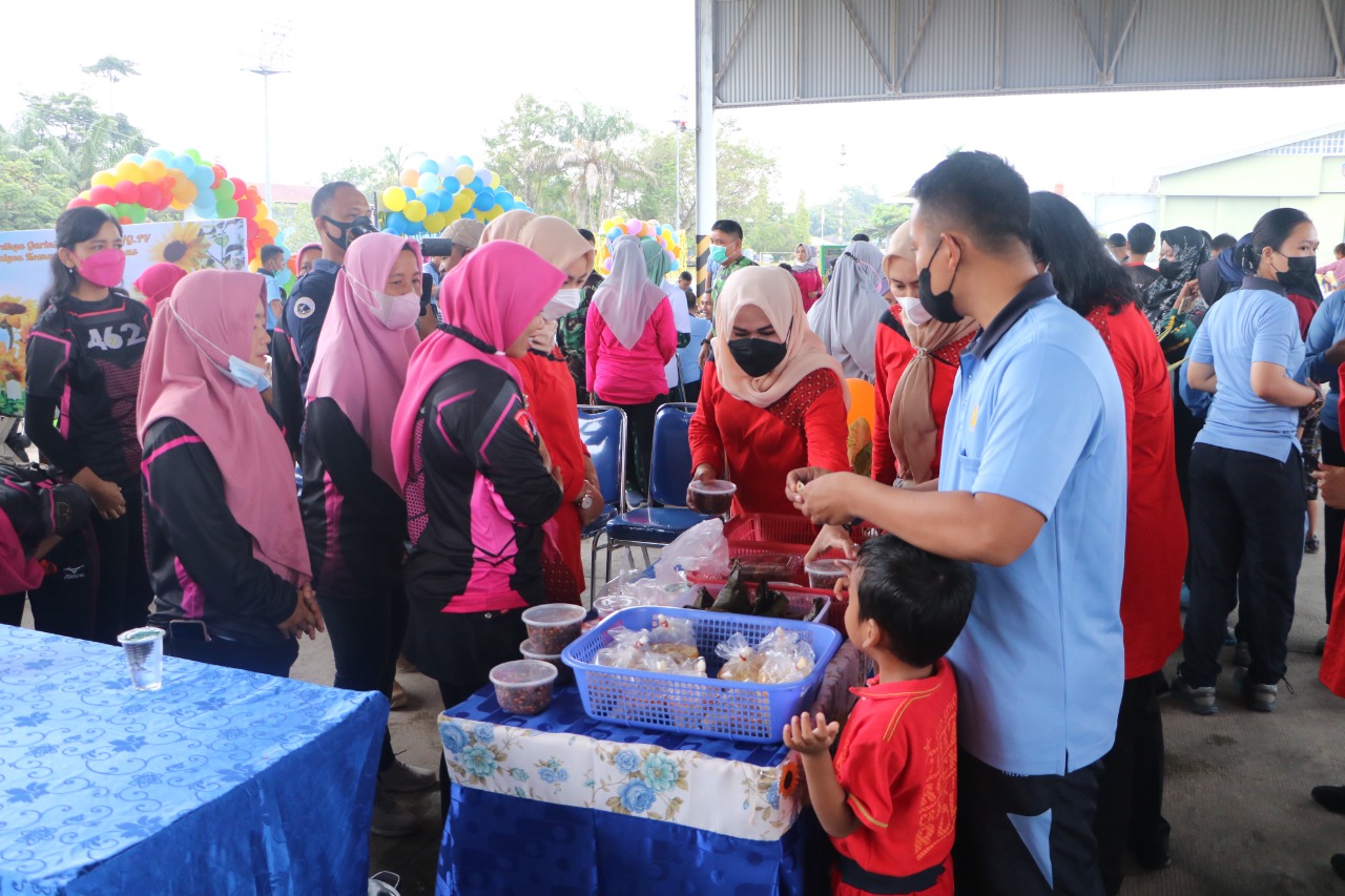 Menjelang HUT Ke-65, PIA Ardhya Garini Lanud Rsn Gelar Olahraga Bersama Dan Bazaar