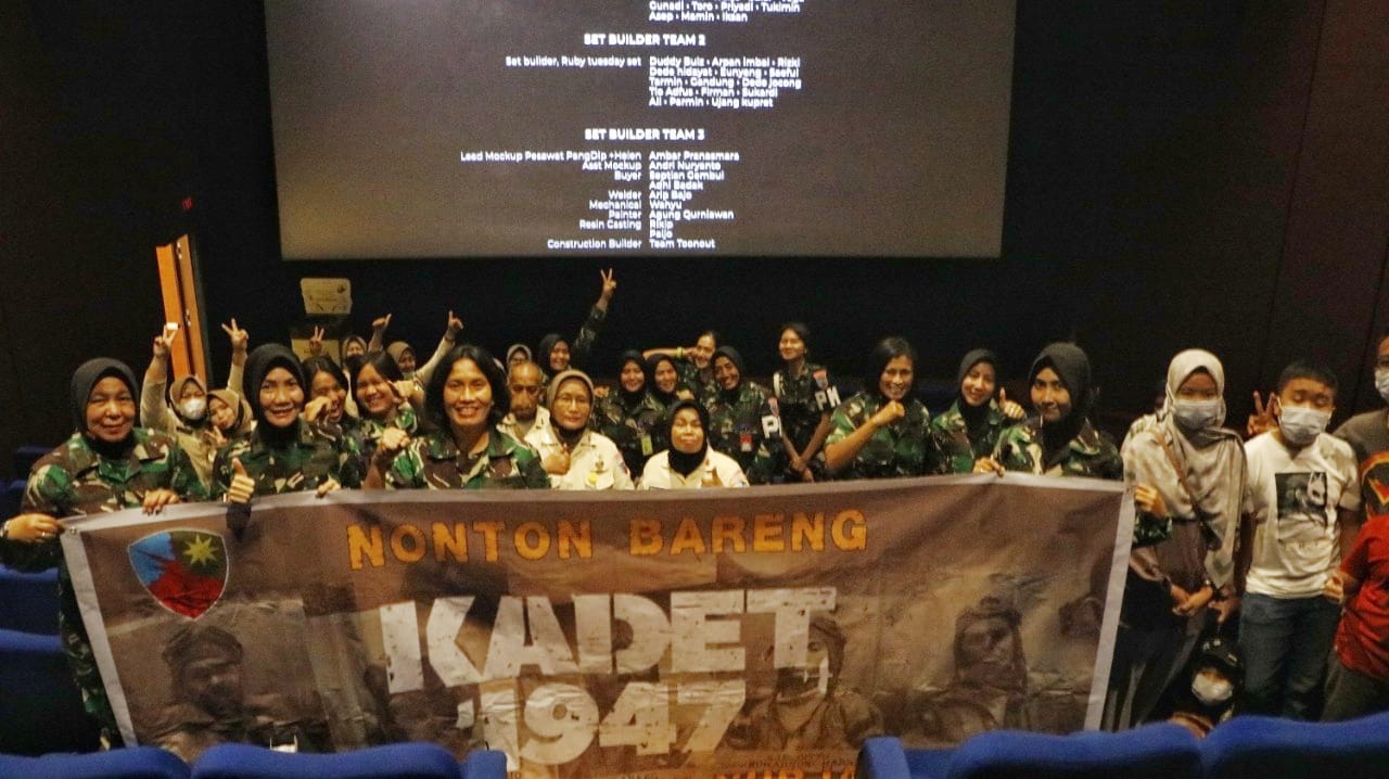 Wara Dan PNS Lanud Rsn Gelar Nobar Kadet 1947