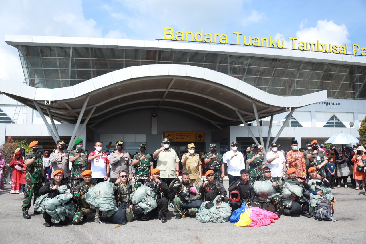 Pasukan Elit TNI AU, Hiasi Langit Negeri Seribu Suluk